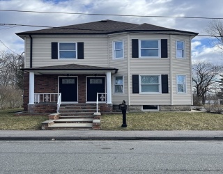 63-65 Vaillancourt, Taunton, Massachusetts, 3 Bedrooms Bedrooms, 5 Rooms Rooms,1 BathroomBathrooms,Residential Lease,For Rent,Vaillancourt,73493176