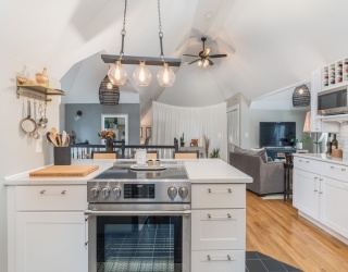 36 Saxton St, Boston, Massachusetts, 1 Bedroom Bedrooms, 3 Rooms Rooms,1 BathroomBathrooms,Residential Lease,For Rent,Saxton St,73493178