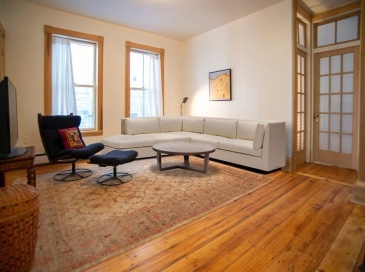 283 Chestnut Ave, Boston, Massachusetts, 2 Bedrooms Bedrooms, 5 Rooms Rooms,2 BathroomsBathrooms,Residential Lease,For Rent,Chestnut Ave,73482386