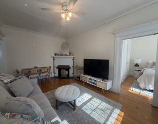 1277 Commonwealth Ave, Boston, Massachusetts, 1 Bedroom Bedrooms, 4 Rooms Rooms,1 BathroomBathrooms,Residential Lease,For Rent,Commonwealth Ave,73493266