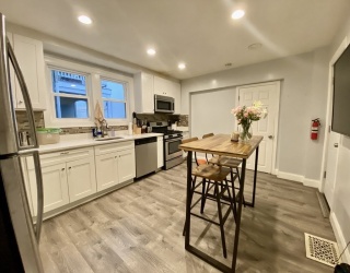 46 Brookley Rd, Boston, Massachusetts, 3 Bedrooms Bedrooms, 5 Rooms Rooms,2 BathroomsBathrooms,Residential Lease,For Rent,Brookley Rd,73493290