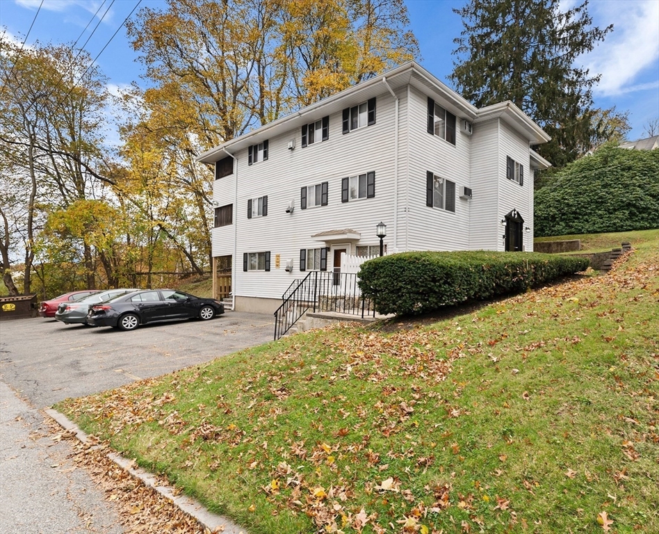 2 Adams Street, Marlborough, Massachusetts, 8 Bedrooms Bedrooms, 17 Rooms Rooms,6 BathroomsBathrooms,Residential Income,For Sale,Adams Street,73452400