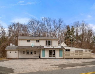 136 Pleasant Street, Ware, Massachusetts, ,Commercial Sale,For Sale,Pleasant Street,73493384