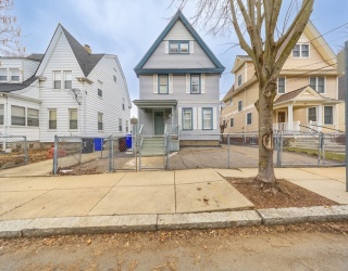 31 Seattle St, Boston, Massachusetts, 6 Bedrooms Bedrooms, 10 Rooms Rooms,2.5 BathroomsBathrooms,Residential Lease,For Rent,Seattle St,73493390