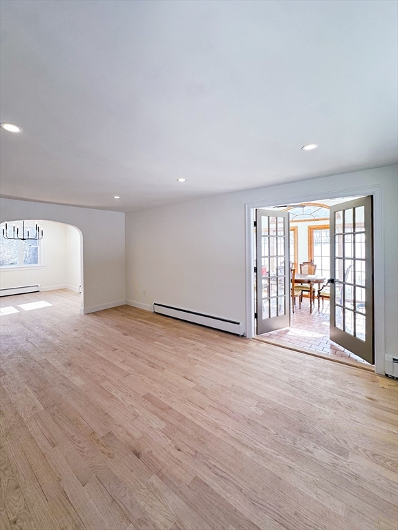 39 Prospect Street, Auburn, Massachusetts, 4 Bedrooms Bedrooms, 7 Rooms Rooms,2 BathroomsBathrooms,Residential Lease,For Rent,Prospect Street,73463784