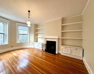 30 Peterborough Street, Boston, Massachusetts, 1 Bedroom Bedrooms, 3 Rooms Rooms,1 BathroomBathrooms,Residential Lease,For Rent,Peterborough Street,73493460