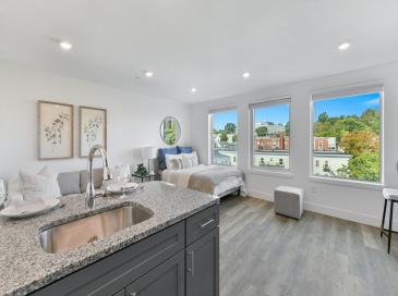 585 Essex St, Lynn, Massachusetts, 1 Room Rooms,1 BathroomBathrooms,Residential Lease,For Rent,Essex St,73493462 585 Essex St, Lynn, Massachusetts, 1 Room Rooms,1 BathroomBathrooms,Residential Lease,For Rent,Essex St,73493462