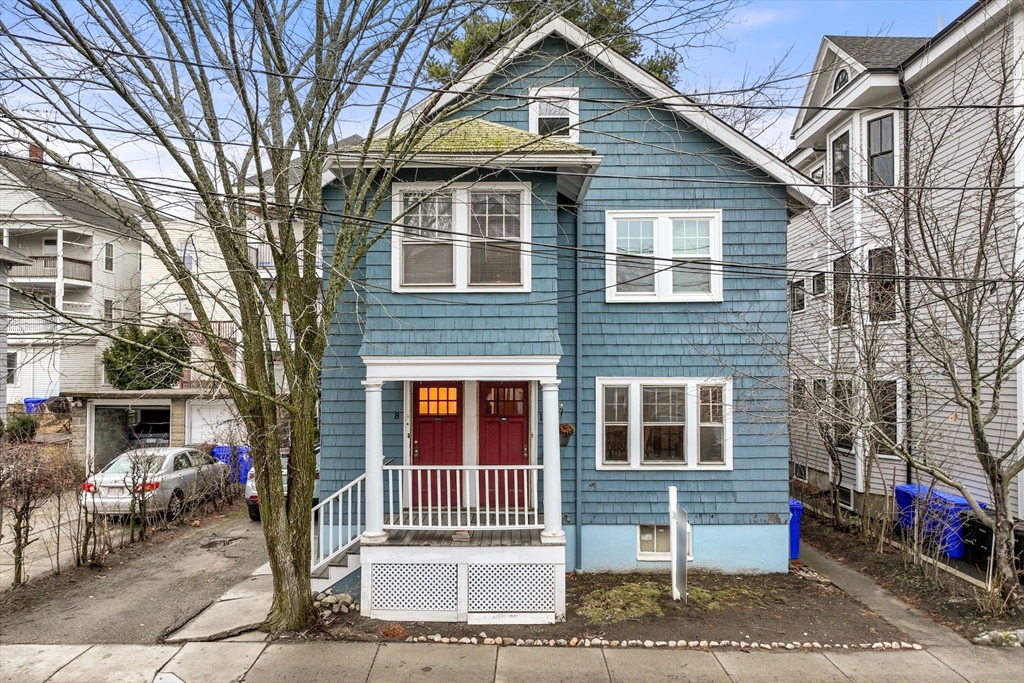 8-10 Henry Street, Brookline, Massachusetts, 5 Bedrooms Bedrooms, 11 Rooms Rooms,2 BathroomsBathrooms,Residential Income,For Sale,Henry Street,73487382