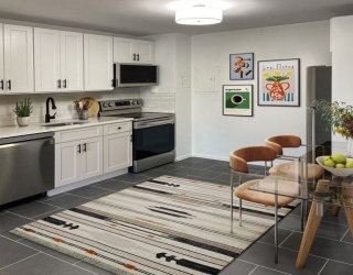 880 E 4th St., Boston, Massachusetts, 3 Bedrooms Bedrooms, 5 Rooms Rooms,1 BathroomBathrooms,Residential Lease,For Rent,E 4th St.,73493417