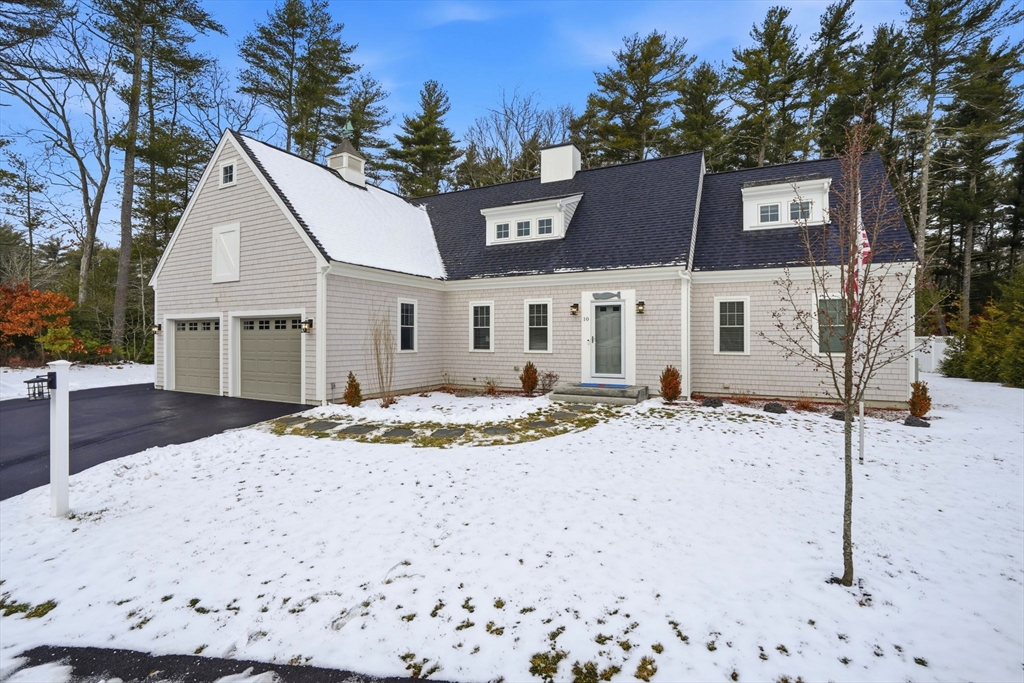 10 Checkerberry Cir, Duxbury, Massachusetts, 3 Bedrooms Bedrooms, 8 Rooms Rooms,2.5 BathroomsBathrooms,Residential,For Sale,Checkerberry Cir,73466262