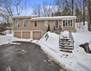 5 S Main St, Northbridge, Massachusetts, 3 Bedrooms Bedrooms, 5 Rooms Rooms,2.5 BathroomsBathrooms,Residential,For Sale,S Main St,73477009