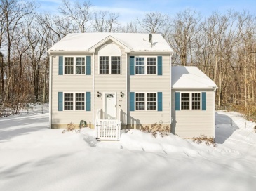 210 Bean Porridge Hill Rd, Westminster, Massachusetts, 3 Bedrooms Bedrooms, 7 Rooms Rooms,2.5 BathroomsBathrooms,Residential,For Sale,Bean Porridge Hill Rd,73478195
