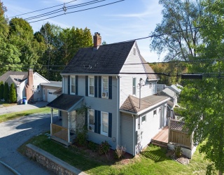 217 Grafton St, Shrewsbury, Massachusetts, 2 Bedrooms Bedrooms, 4 Rooms Rooms,1 BathroomBathrooms,Residential Lease,For Rent,Grafton St,73442770