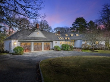 52 Old Dock Lane, Mashpee, Massachusetts, 4 Bedrooms Bedrooms, 9 Rooms Rooms,4 BathroomsBathrooms,Residential,For Sale,Old Dock Lane,73467279 52 Old Dock Lane, Mashpee, Massachusetts, 4 Bedrooms Bedrooms, 9 Rooms Rooms,4 BathroomsBathrooms,Residential,For Sale,Old Dock Lane,73467279