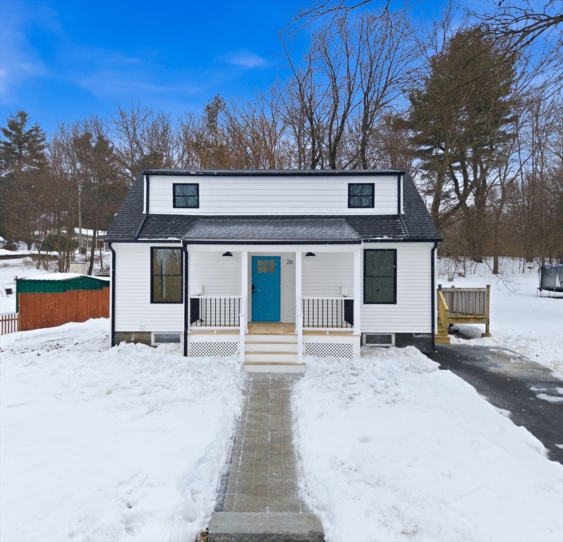 26 Rivulet St, Uxbridge, Massachusetts, 3 Bedrooms Bedrooms, 6 Rooms Rooms,1 BathroomBathrooms,Residential,For Sale,Rivulet St,73479890