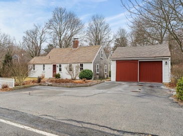 629 Country Way, Scituate, Massachusetts, 3 Bedrooms Bedrooms, 9 Rooms Rooms,2.5 BathroomsBathrooms,Residential,For Sale,Country Way,73470172 629 Country Way, Scituate, Massachusetts, 3 Bedrooms Bedrooms, 9 Rooms Rooms,2.5 BathroomsBathrooms,Residential,For Sale,Country Way,73470172