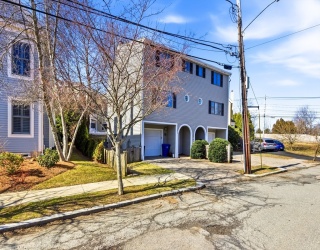 5 Meadowbrook, Brookline, Massachusetts, 3 Bedrooms Bedrooms, 7 Rooms Rooms,3 BathroomsBathrooms,Residential Lease,For Rent,Meadowbrook,73493502