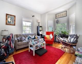 166 Raymond St, Cambridge, Massachusetts, 3 Bedrooms Bedrooms, 5 Rooms Rooms,1 BathroomBathrooms,Residential Lease,For Rent,Raymond St,73493533