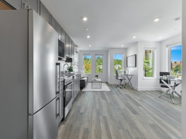 585 Essex St, Lynn, Massachusetts, 1 Bedroom Bedrooms, 2 Rooms Rooms,1 BathroomBathrooms,Residential Lease,For Rent,Essex St,73493542 585 Essex St, Lynn, Massachusetts, 1 Bedroom Bedrooms, 2 Rooms Rooms,1 BathroomBathrooms,Residential Lease,For Rent,Essex St,73493542