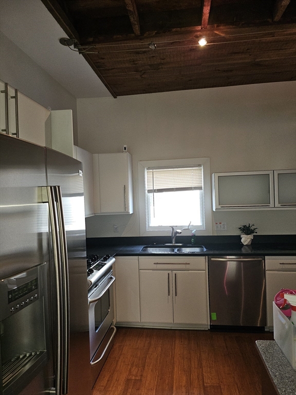 1365 Cambridge St, Cambridge, Massachusetts, 2 Bedrooms Bedrooms, 3 Rooms Rooms,2 BathroomsBathrooms,Residential Lease,For Rent,Cambridge St,73493555