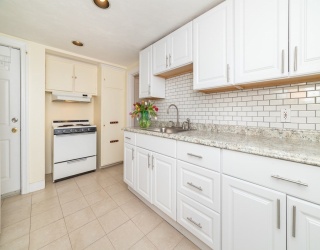 465 Revere Beach Blvd, Revere, Massachusetts, 1 Bedroom Bedrooms, 3 Rooms Rooms,1 BathroomBathrooms,Residential Lease,For Rent,Revere Beach Blvd,73493561