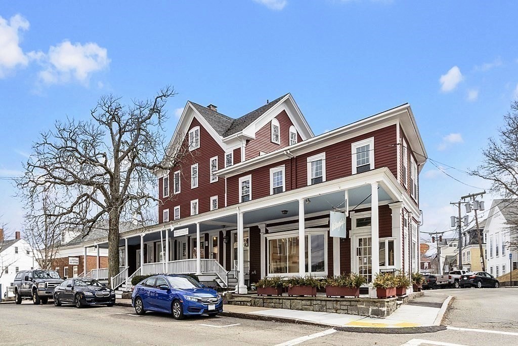 20 Main St., Rockport, Massachusetts, 2 Bedrooms Bedrooms, 4 Rooms Rooms,1.5 BathroomsBathrooms,Residential,For Sale,Main St.,73493549