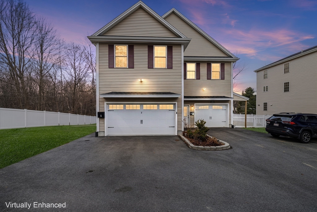 7 Alan R Gerrish Dr, Woburn, Massachusetts, 4 Bedrooms Bedrooms, 8 Rooms Rooms,3.5 BathroomsBathrooms,Residential,For Sale,Alan R Gerrish Dr,73493622