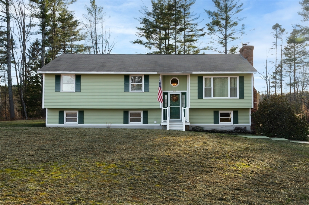 207 Sherbert Rd, Ashburnham, Massachusetts, 3 Bedrooms Bedrooms, 7 Rooms Rooms,2 BathroomsBathrooms,Residential,For Sale,Sherbert Rd,73493727