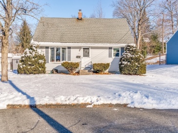 147 Sheehan Drive, Holyoke, Massachusetts, 4 Bedrooms Bedrooms, 6 Rooms Rooms,1.5 BathroomsBathrooms,Residential,For Sale,Sheehan Drive,73470575