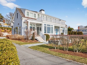 121 Queen Anne Rd, Chatham, Massachusetts, 4 Bedrooms Bedrooms, 9 Rooms Rooms,5.5 BathroomsBathrooms,Residential,For Sale,Queen Anne Rd,73471614