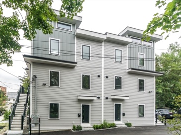 15 Alder Street, Waltham, Massachusetts, 3 Bedrooms Bedrooms, 6 Rooms Rooms,3.5 BathroomsBathrooms,Residential,For Sale,Alder Street,73470370