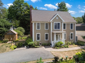 167 Main St, West Newbury, Massachusetts, 3 Bedrooms Bedrooms, 8 Rooms Rooms,3.5 BathroomsBathrooms,Residential,For Sale,Main St,73473016