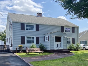 37 Chesterfield Ave, Springfield, Massachusetts, 2 Bedrooms Bedrooms, 5 Rooms Rooms,1.5 BathroomsBathrooms,Residential,For Sale,Chesterfield Ave,73477142
