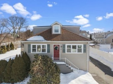 24 Valley Street, Fall River, Massachusetts, 3 Bedrooms Bedrooms, 6 Rooms Rooms,1 BathroomBathrooms,Residential,For Sale,Valley Street,73477219