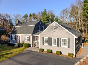 148 High St, Pembroke, Massachusetts, 4 Bedrooms Bedrooms, 8 Rooms Rooms,2.5 BathroomsBathrooms,Residential,For Sale,High St,73475801
