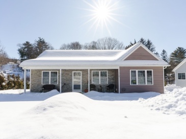 36 Nelson St, Warren, Massachusetts, 3 Bedrooms Bedrooms, 6 Rooms Rooms,2 BathroomsBathrooms,Residential,For Sale,Nelson St,73473068