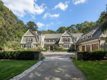 180 Highland Street, Weston, Massachusetts, 5 Bedrooms Bedrooms, 17 Rooms Rooms,7.5 BathroomsBathrooms,Residential,For Sale,Highland Street,73438585