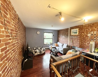 74 Hammond St, Boston, Massachusetts, 2 Bedrooms Bedrooms, 5 Rooms Rooms,1 BathroomBathrooms,Residential Lease,For Rent,Hammond St,73493792