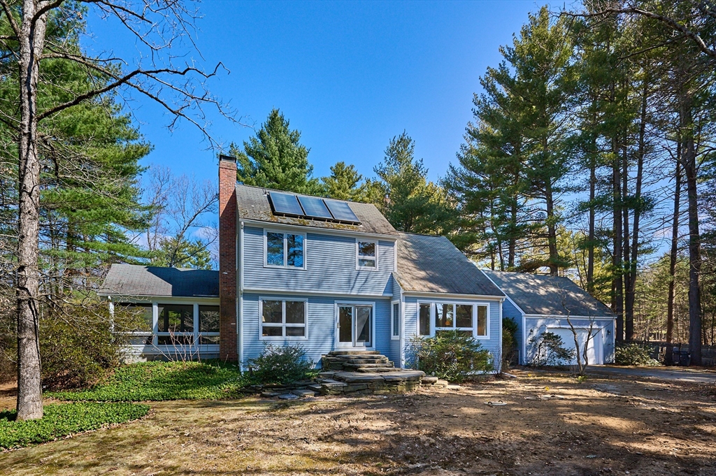 494 Station Rd, Amherst, Massachusetts, 3 Bedrooms Bedrooms, 8 Rooms Rooms,4 BathroomsBathrooms,Residential,For Sale,Station Rd,73493795