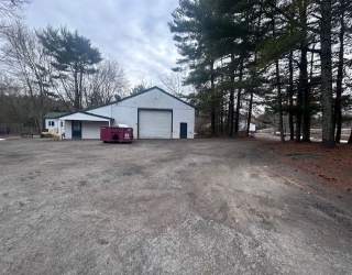 136 Chestnut St. (Garage), Middleboro, Massachusetts, ,Commercial Lease,For Rent,Chestnut St. (Garage),73493811
