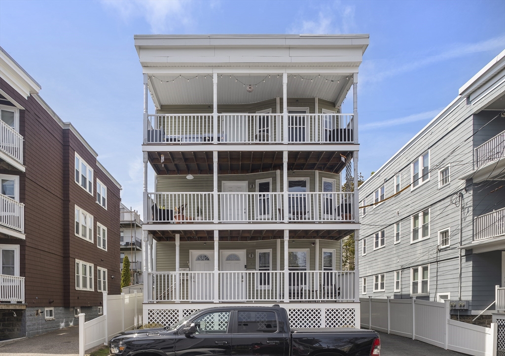 31 Century Street, Somerville, Massachusetts, 2 Bedrooms Bedrooms, 7 Rooms Rooms,2 BathroomsBathrooms,Residential Lease,For Rent,Century Street,73493825