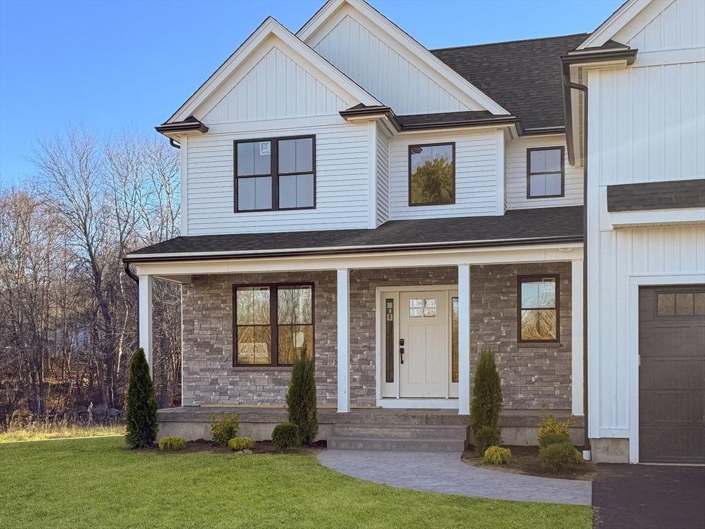 29 Thornton Street, Mendon, Massachusetts, 4 Bedrooms Bedrooms, 8 Rooms Rooms,2.5 BathroomsBathrooms,Residential,For Sale,Thornton Street,73493838