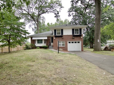 442 Prospect St, Chicopee, Massachusetts, 4 Bedrooms Bedrooms, 8 Rooms Rooms,2 BathroomsBathrooms,Residential,For Sale,Prospect St,73436889
