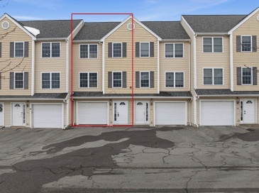 417 Hildreth St, Lowell, Massachusetts, 2 Bedrooms Bedrooms, 4 Rooms Rooms,1.5 BathroomsBathrooms,Residential,For Sale,Hildreth St,73480015