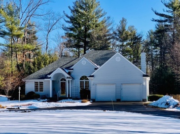 6 Shattuck Road, Hadley, Massachusetts, 3 Bedrooms Bedrooms, 9 Rooms Rooms,2.5 BathroomsBathrooms,Residential,For Sale,Shattuck Road,73464349