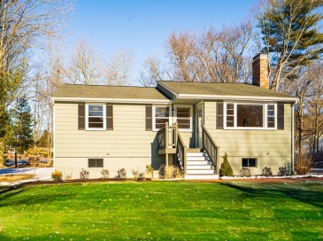 53 Park Street, North Reading, Massachusetts, 3 Bedrooms Bedrooms, 7 Rooms Rooms,2 BathroomsBathrooms,Residential,For Sale,Park Street,73463042