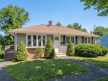 58 Wedgewood Rd, Worcester, Massachusetts, 3 Bedrooms Bedrooms, 7 Rooms Rooms,1 BathroomBathrooms,Residential,For Sale,Wedgewood Rd,73466998