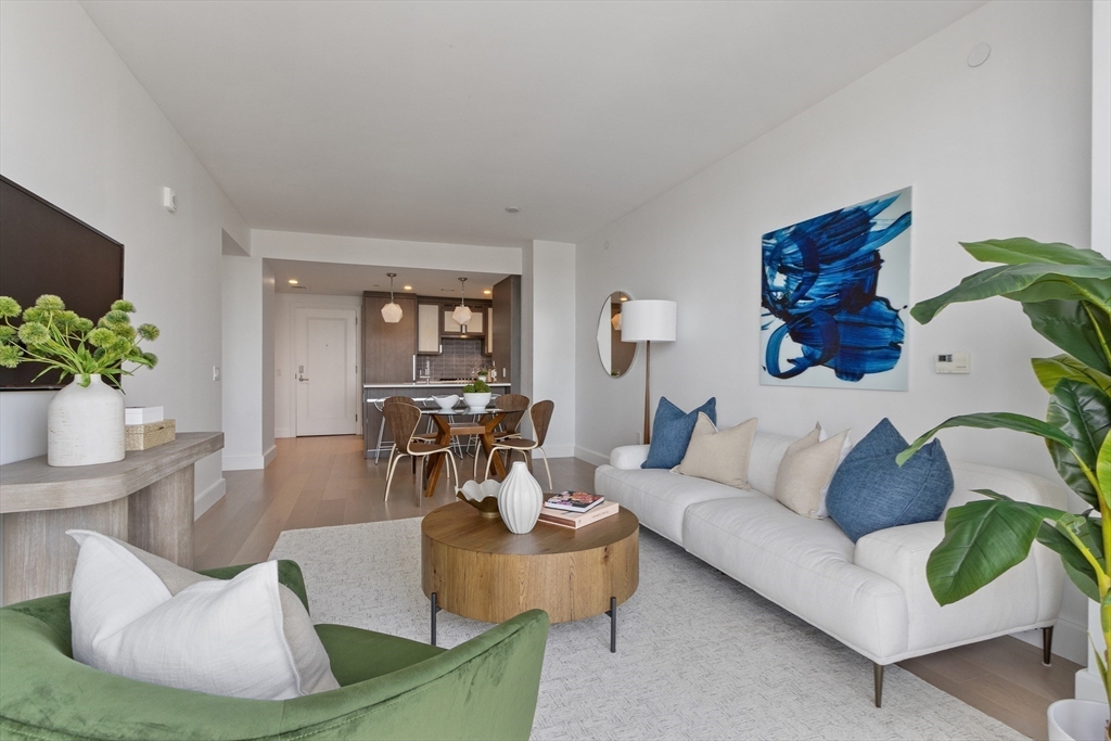 100 Lovejoy Wharf, Boston, Massachusetts, 1 Bedroom Bedrooms, 3 Rooms Rooms,1 BathroomBathrooms,Residential,For Sale,Lovejoy Wharf,73457844