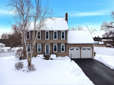2 Landmark Drive, Methuen, Massachusetts, 4 Bedrooms Bedrooms, 10 Rooms Rooms,3.5 BathroomsBathrooms,Residential,For Sale,Landmark Drive,73478248 2 Landmark Drive, Methuen, Massachusetts, 4 Bedrooms Bedrooms, 10 Rooms Rooms,3.5 BathroomsBathrooms,Residential,For Sale,Landmark Drive,73478248