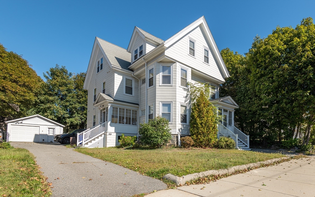 67 Converse Ave, Malden, Massachusetts, 4 Bedrooms Bedrooms, 7 Rooms Rooms,1.5 BathroomsBathrooms,Residential,For Sale,Converse Ave,73439326